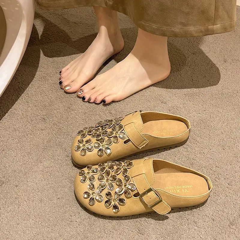 Slip On Mule Flat - Damen-Clogs mit Blumenmuster und Strass-Schnalle, geschlossener