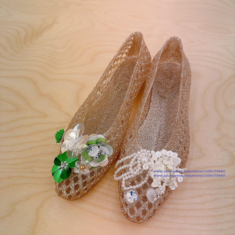 Glitzernde goldene, hohle Jell – Slip On Mule Flat Bewertung und Preis